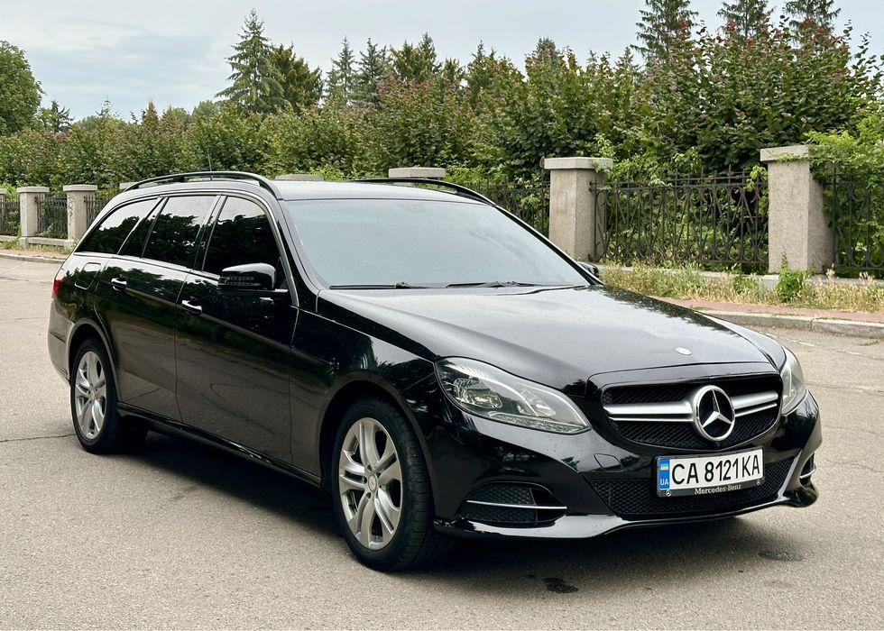Mercedes Benz E200 w212 2011 рік 2.2 дизель
