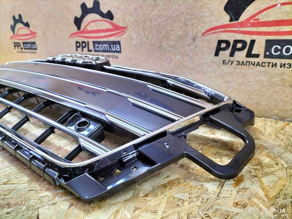 Audi A4 B9 2019-2023 Решетка радиатора 8W0853651DF / 8W0853651DH