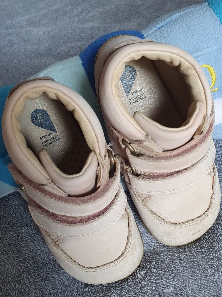 Buty przejściowe wiosenno-jesienne pudrowy róż Bobux Step up Timber 22