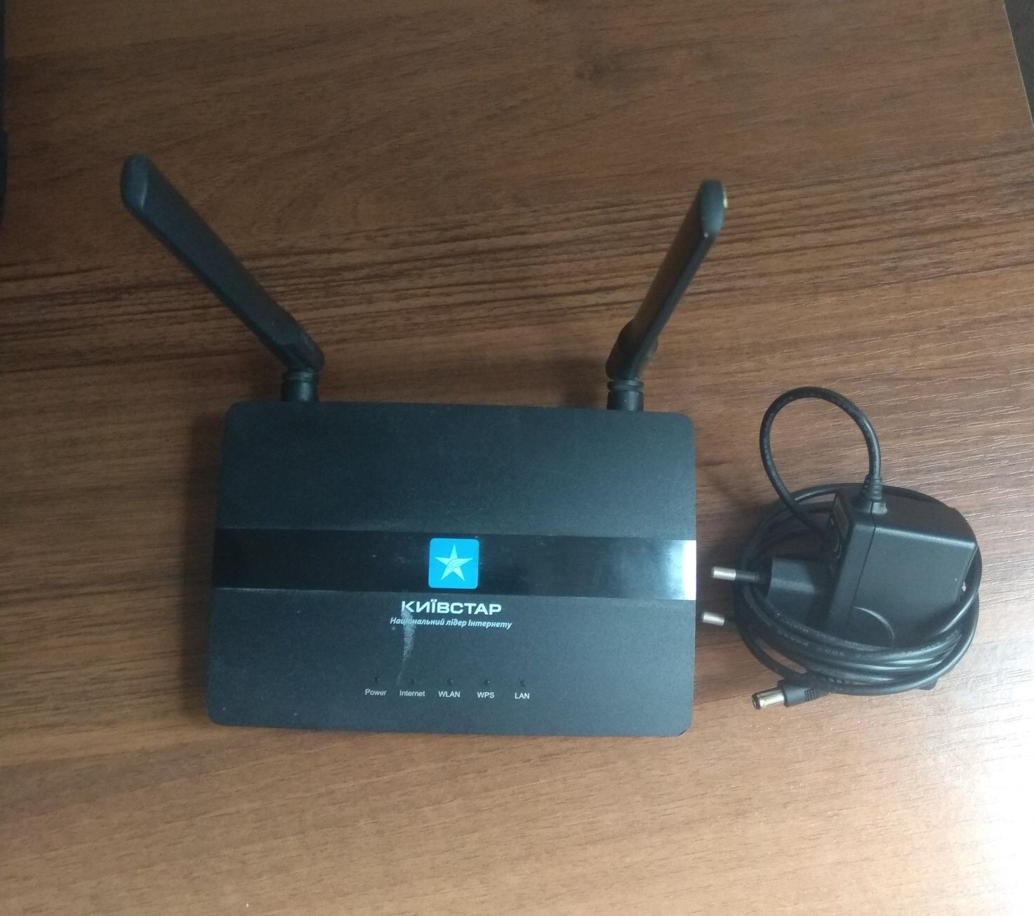Роутер HUAWEI Model: WS319