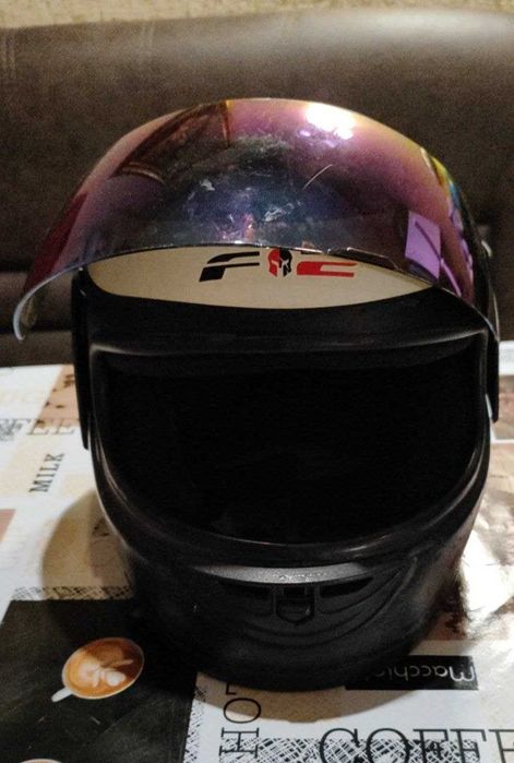 Продам  Мотошолом