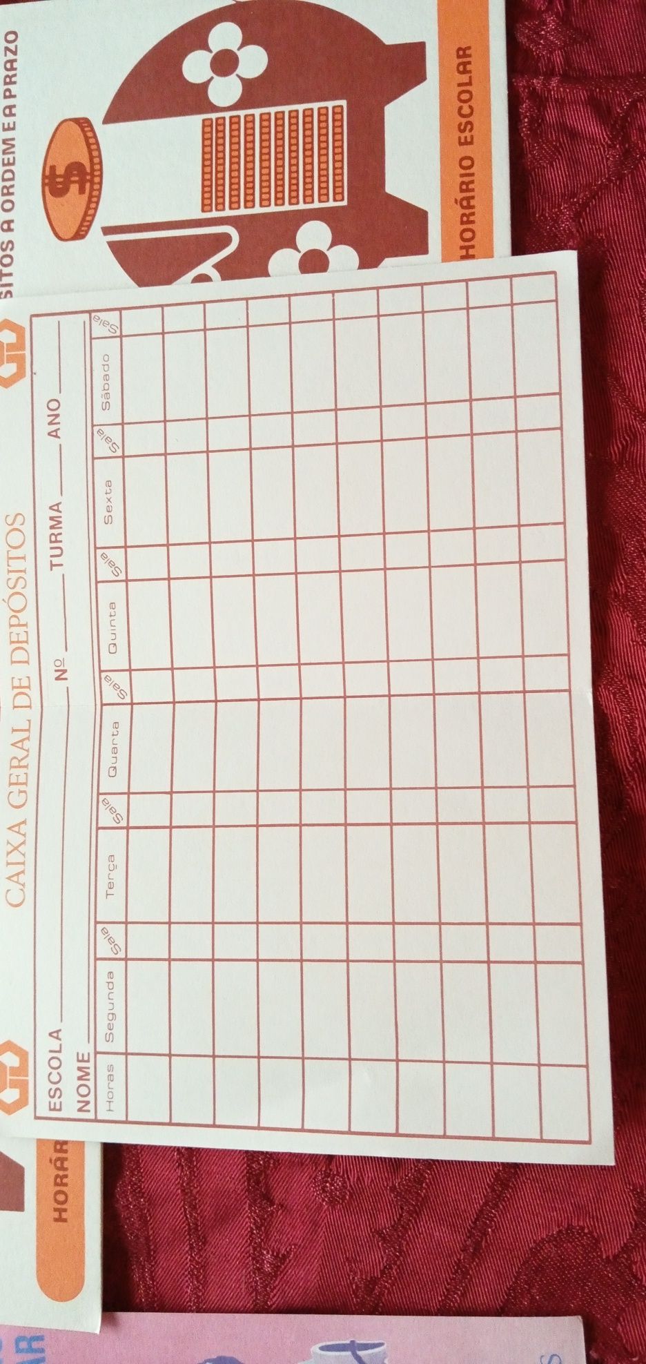 Estou na lua! E você?- Horário escolares Vintage C G.D 2E.- Lapis 2E.