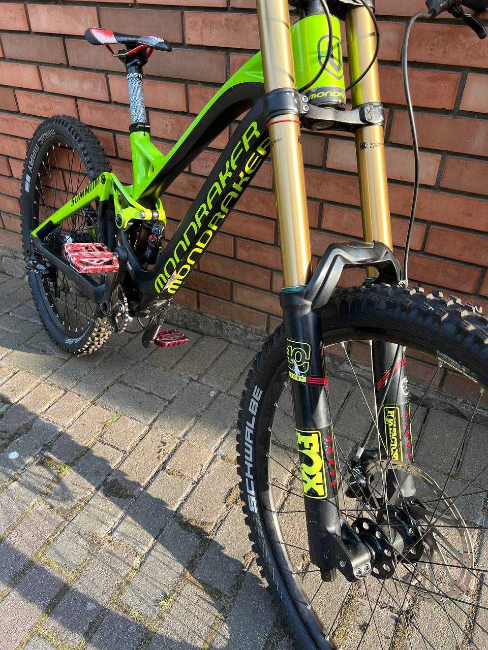 DH 27,5 M Mondraker Summum pro team Carbon Fox x2 kashima sram x01