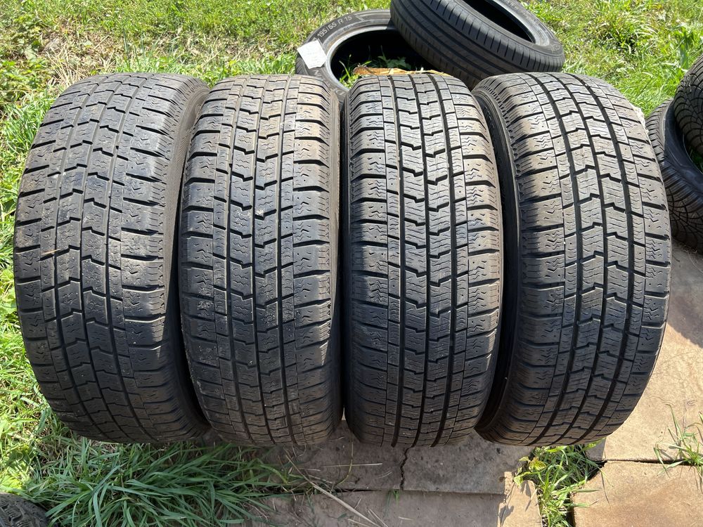4xopona zimowa GOODYEAR w rozmiarze 215/60 R17C