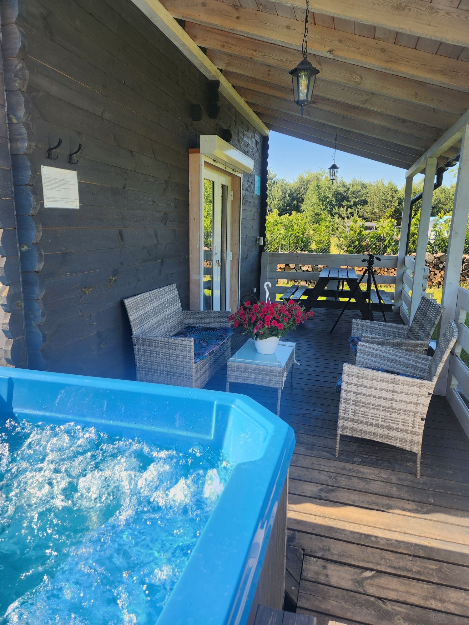 Wakacje Dom z prywatnym jacuzzi, sauna, grzyby, las, jezioro kominek