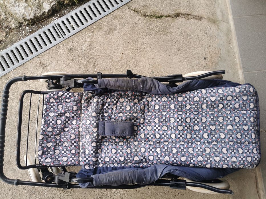 Carrinho de bebé Retrô