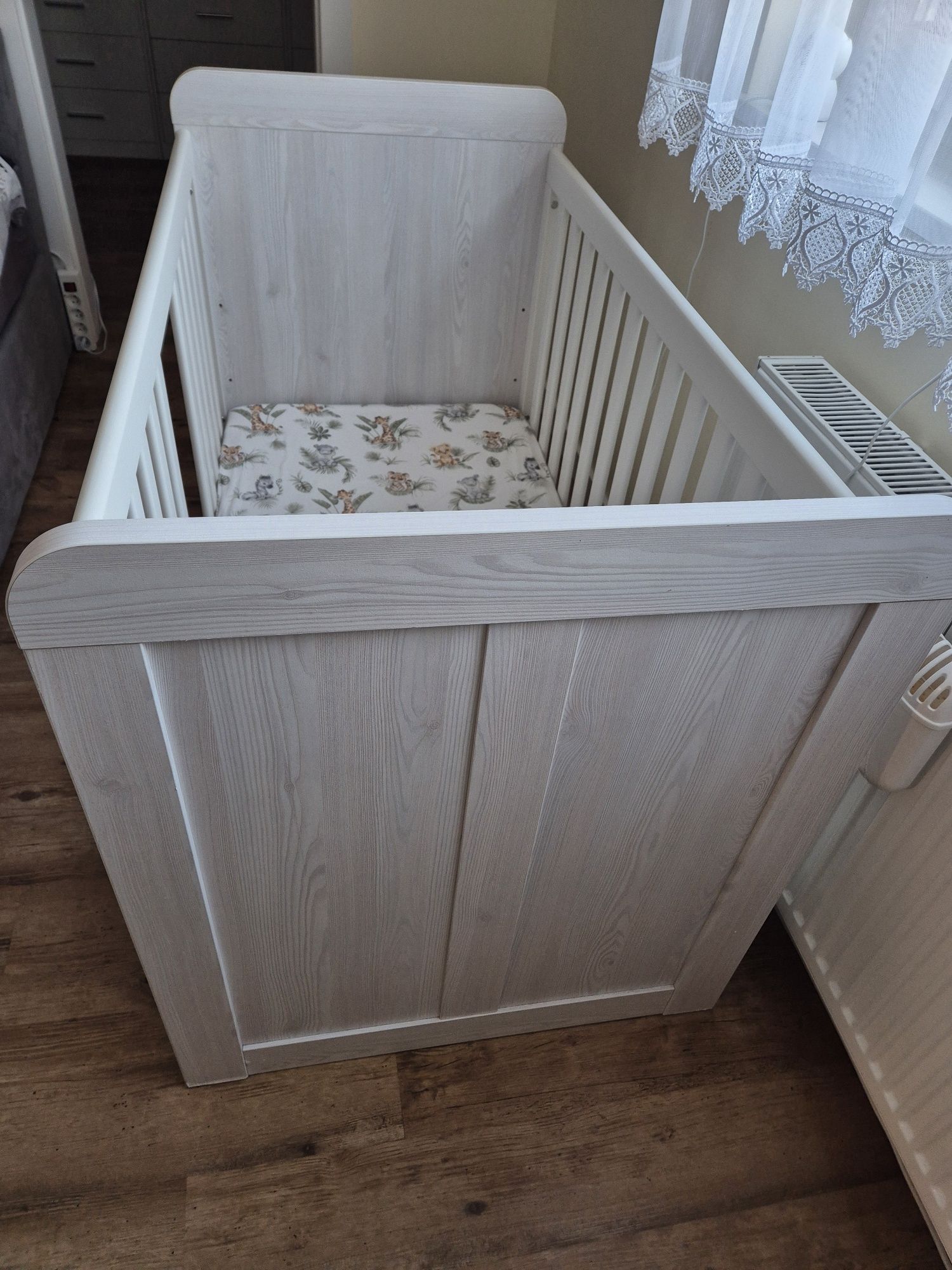 Łóżeczko Luca Baby 70x140 wraz z materacem Rucken