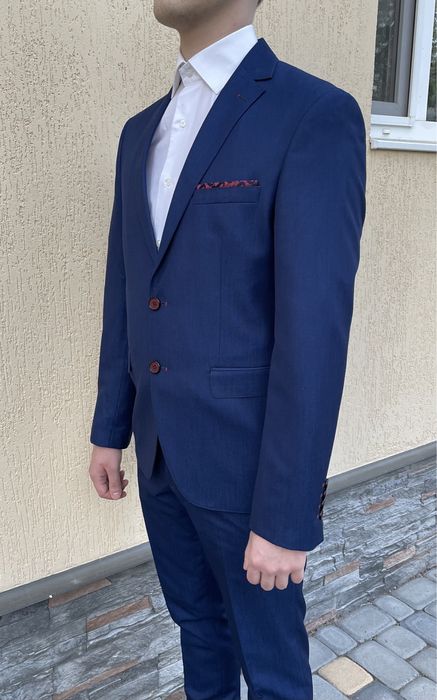 Костюм мужский Emilio