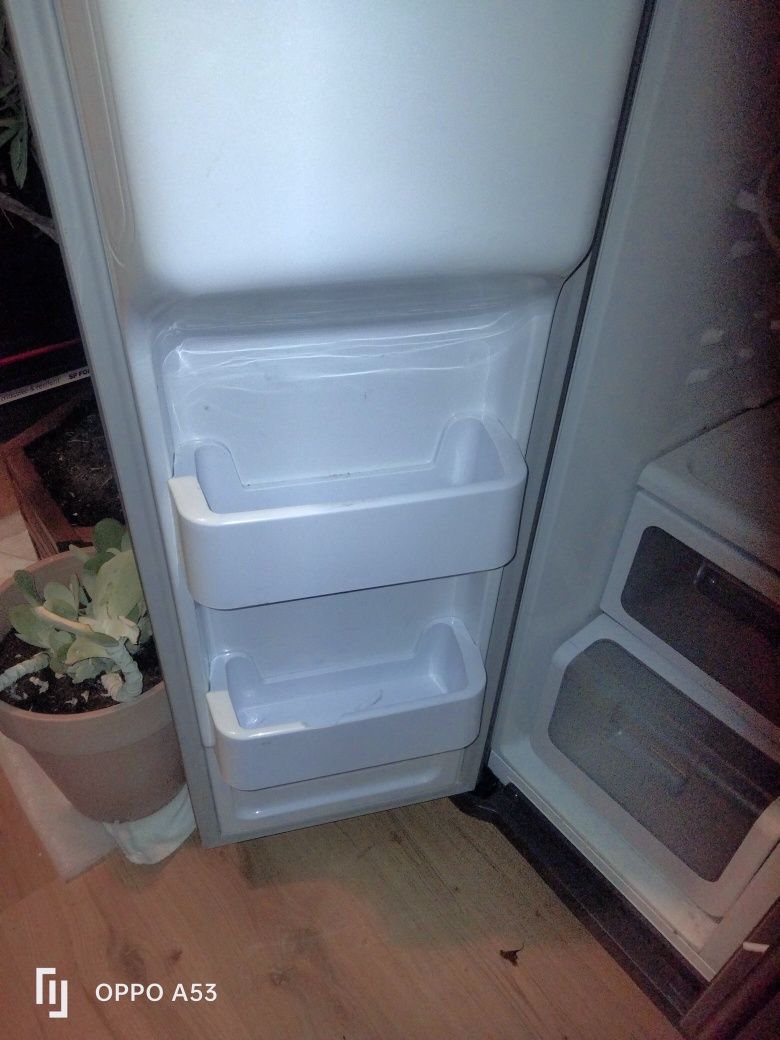 Sprzedam Półki do Lodówki Samsung