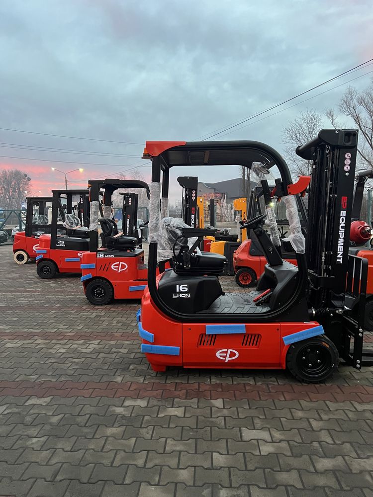 Навантажувач електричний новий EP TDL161, 4.8м., 1.6т. Li-Ion