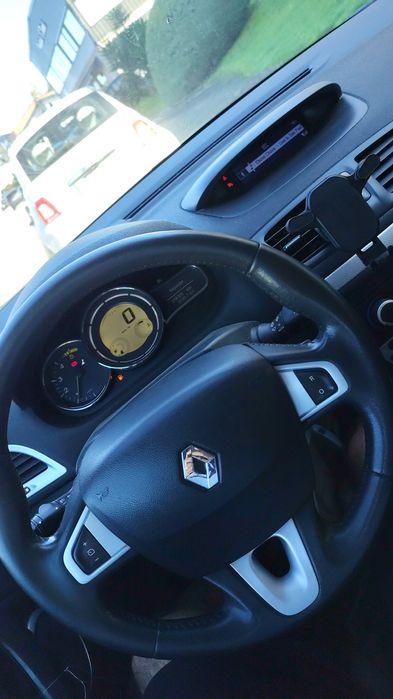 Renault Mégane III – 2009 ( IUC/Inspeção 10/2026)