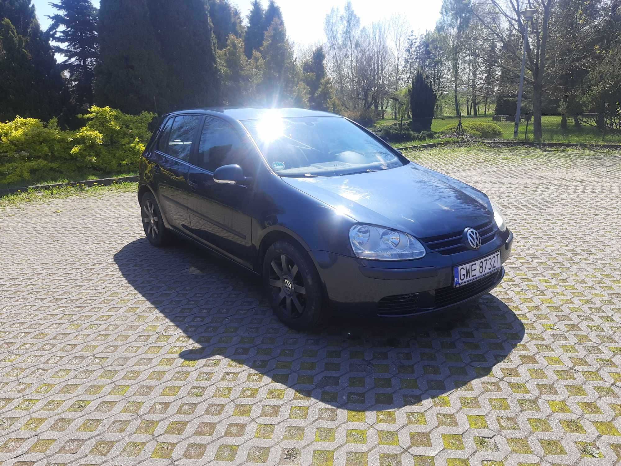 Volkswagen Golf 1.6 mpi 102 km Klimatronik Alu Zarejestrowany