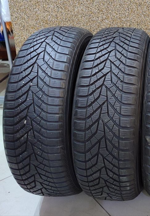 R17 215/60 Зима Автошини Шини Резина