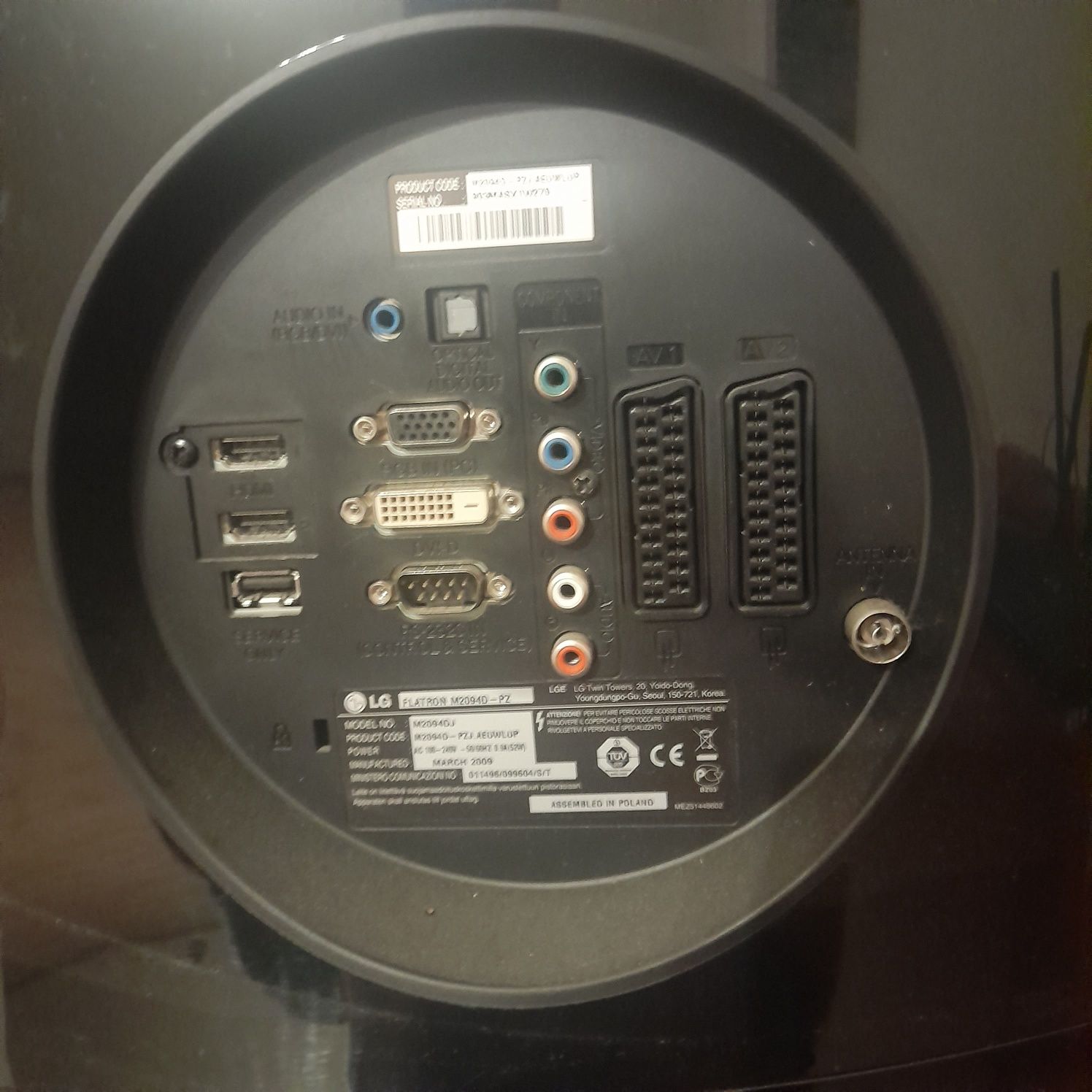 Monitor LG M2094D-PZ z wbudowanym tunerem TV