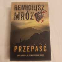 Przepaść Remigiusz Mróz