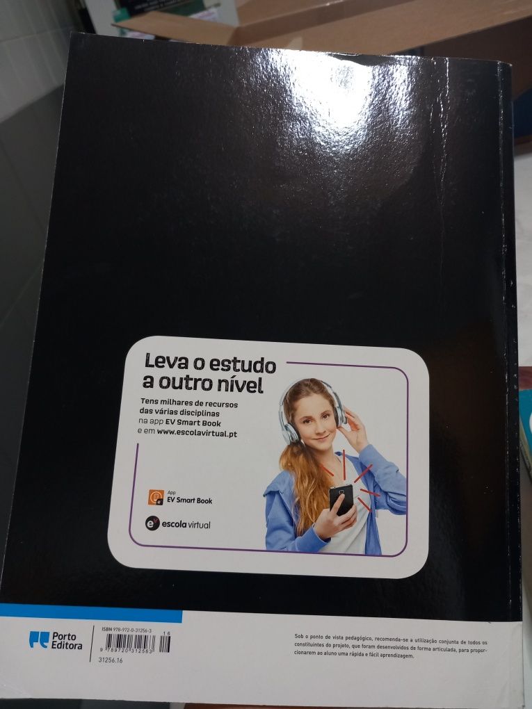 Caderno de atividades francês 9°ano