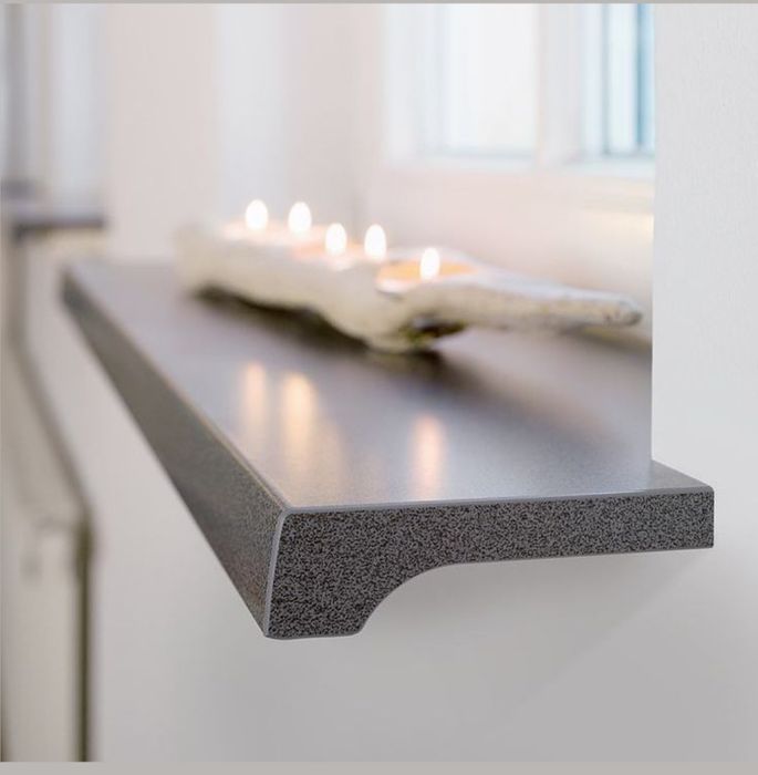 Умивальник з керамограніту.