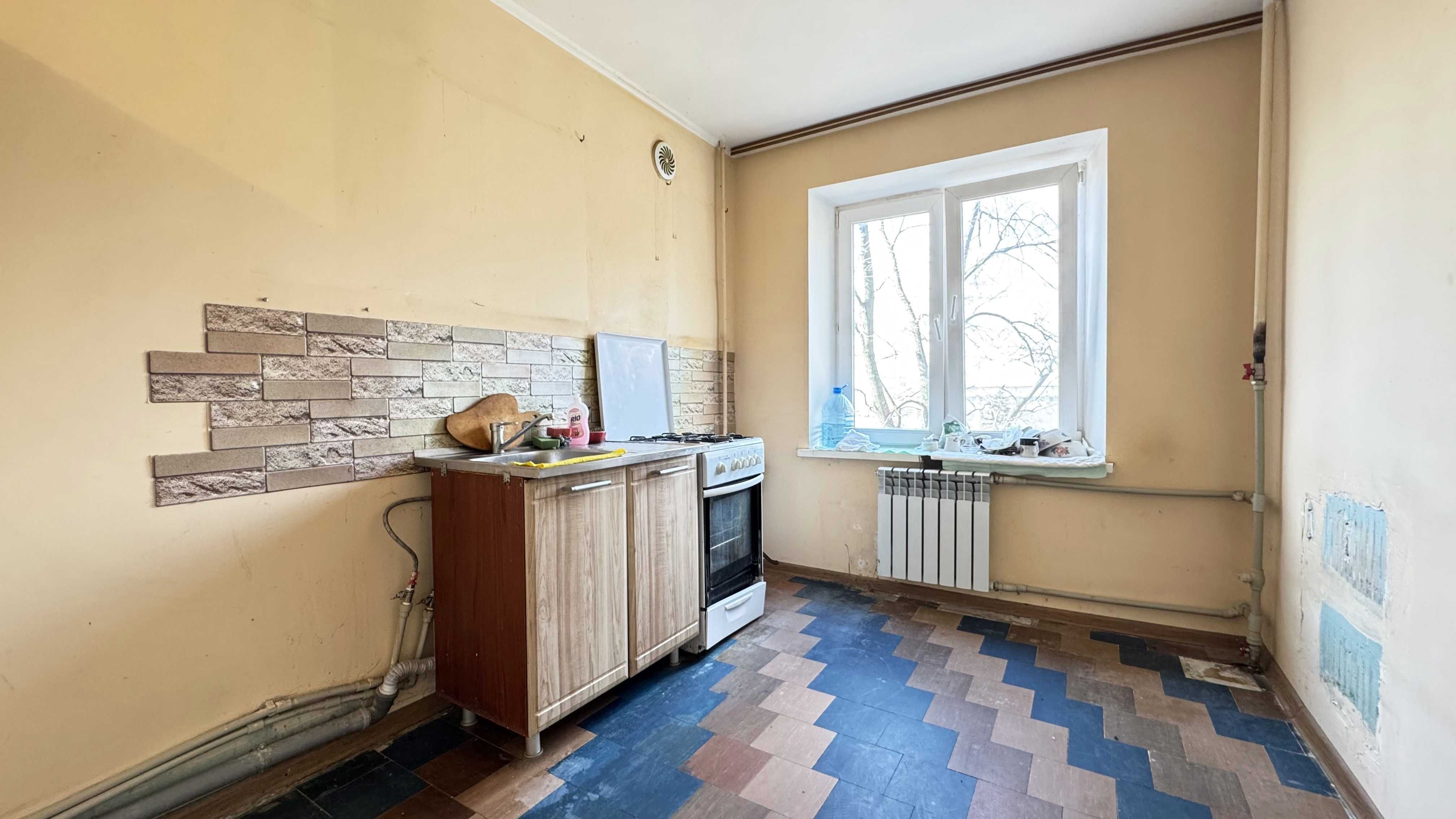 Продаж 2к, центр, вул. Гагаріна (біля готелю "Європа")