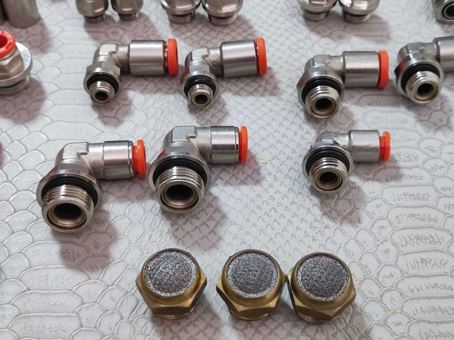 Złączki proste i kątowe do instalacji pneumatycznej