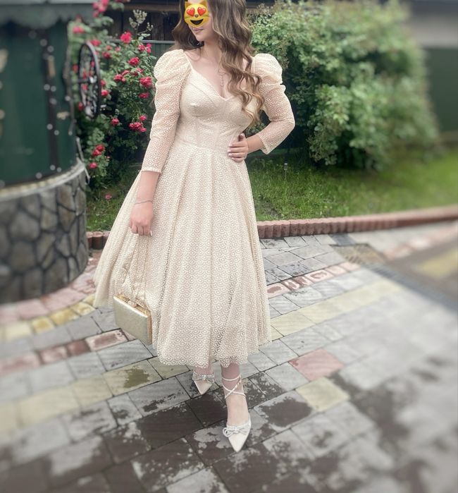 Вишукана вечірня сукня