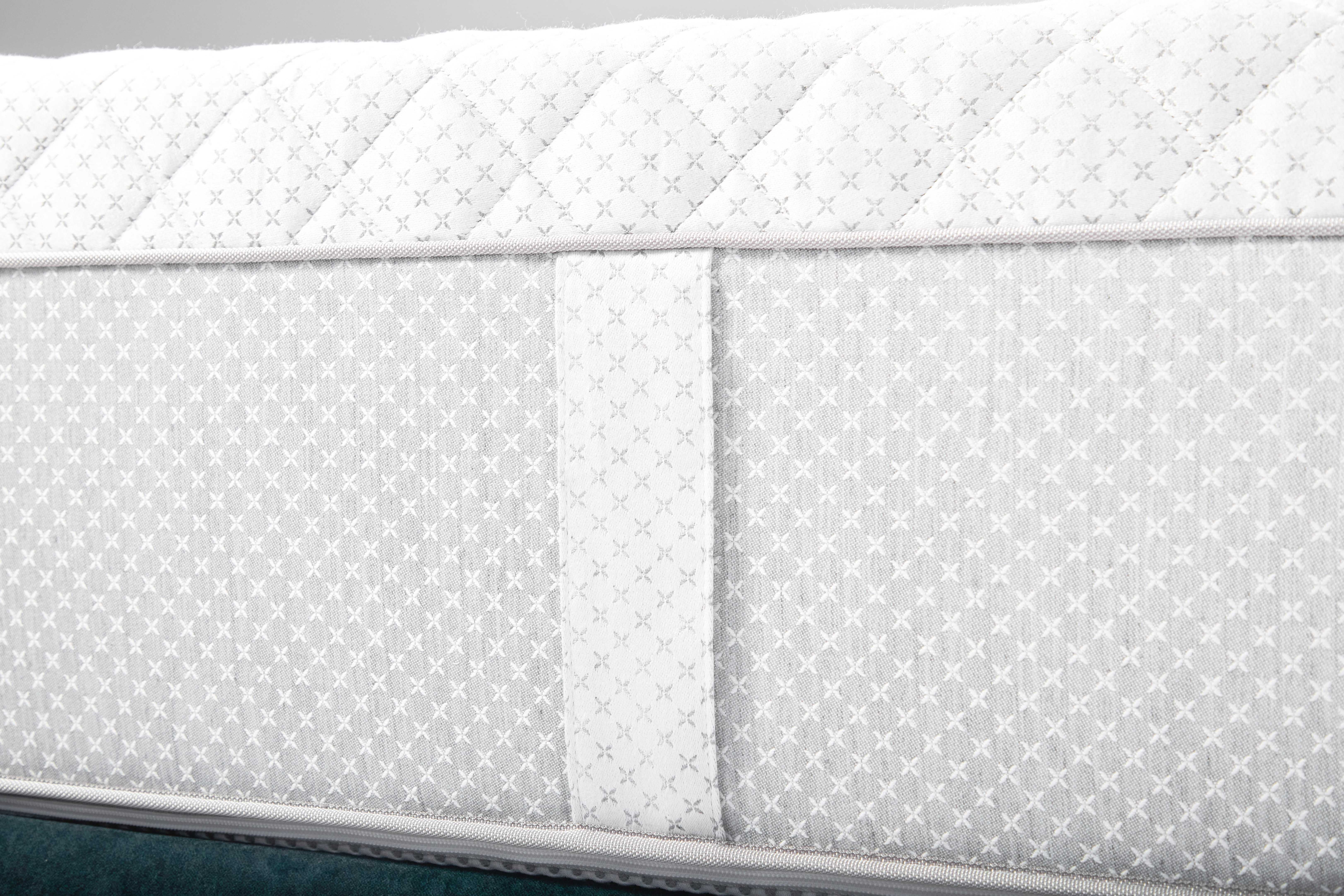 Materac piankowy Hilding DeLuxe  Aida 180x200x30cm