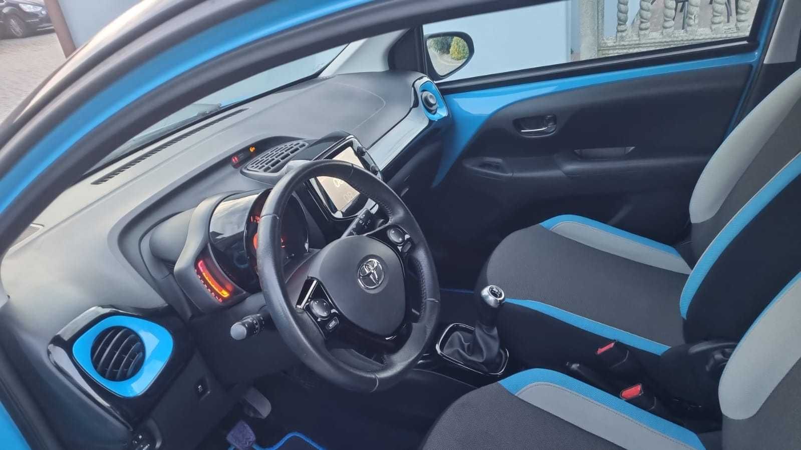 Tyota aygo carplay, tablet ,kamera