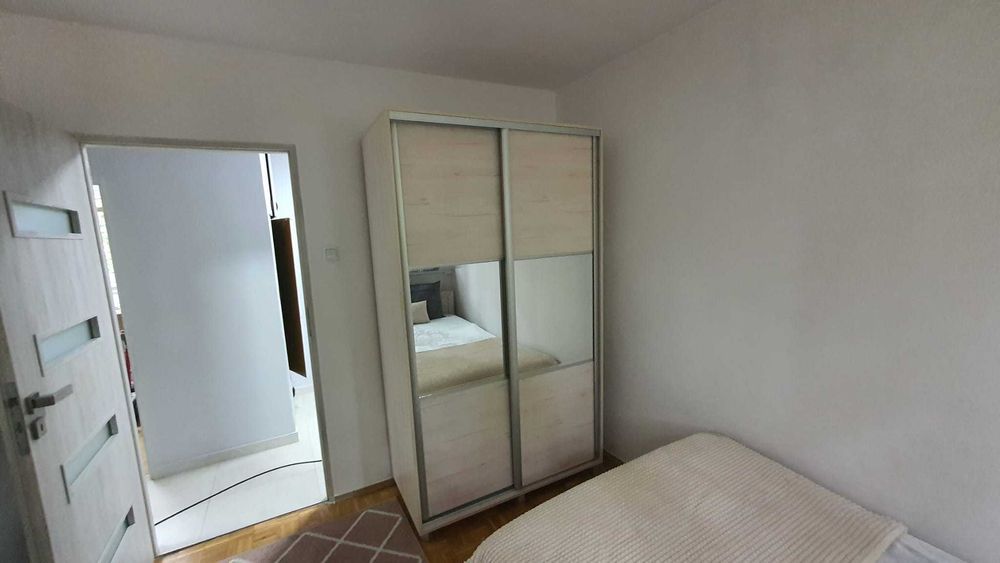 Pokój jednoosobowy obok placu Jana Pawła II. Pełna kwota