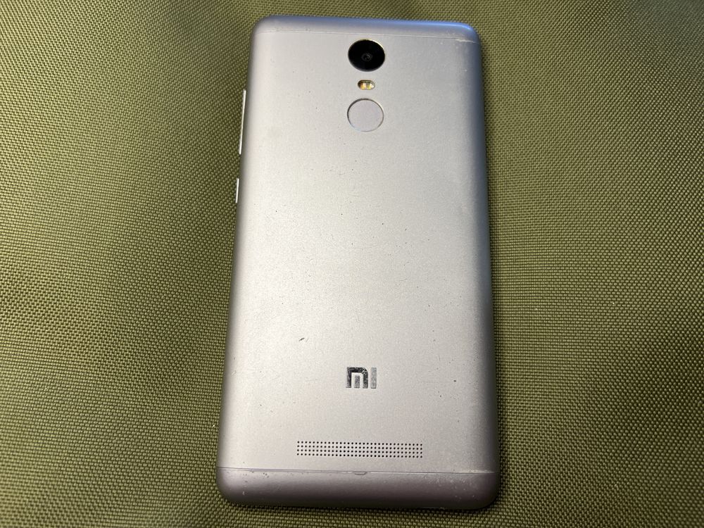 Xiaomi Redmi note 3. На запчастини чи під відновленння