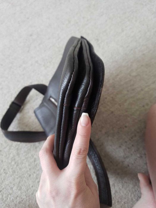 Чоловічий шкіряний портфель Desisan коричневий