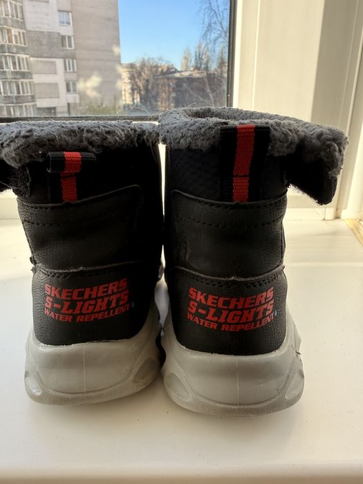 Зимові чоботи дитячі SKECHERS S-LIGHTS водонепроникні