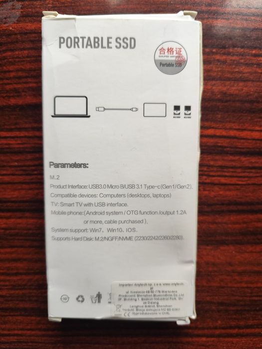 Adapter w obudowie 2w1 M.2 NVMe PCIe i M.2 SATA do USB-C 3.1
