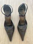 Sapatos salto pequeno, tom dourado, N.36