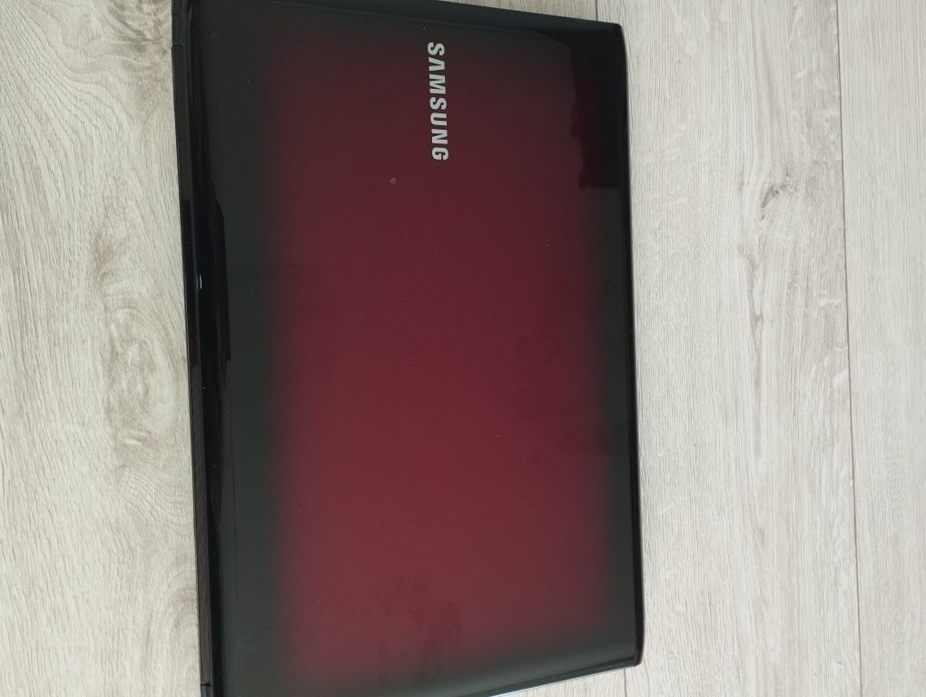 Laptop Samsung r580