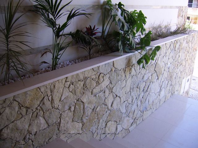 Pedra Rústica para revestimento de paredes; 155€/Palete