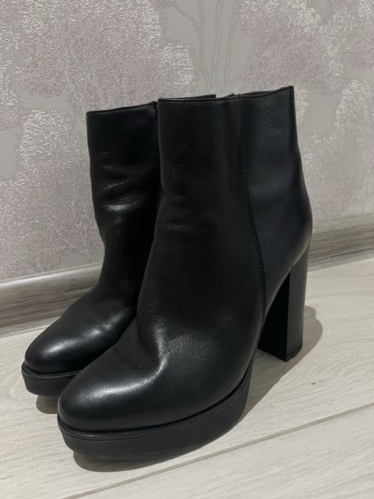 Осенние ботинки женские