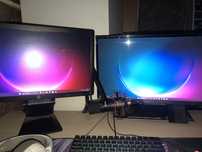Komputer gamingowy z monitorami (opis)