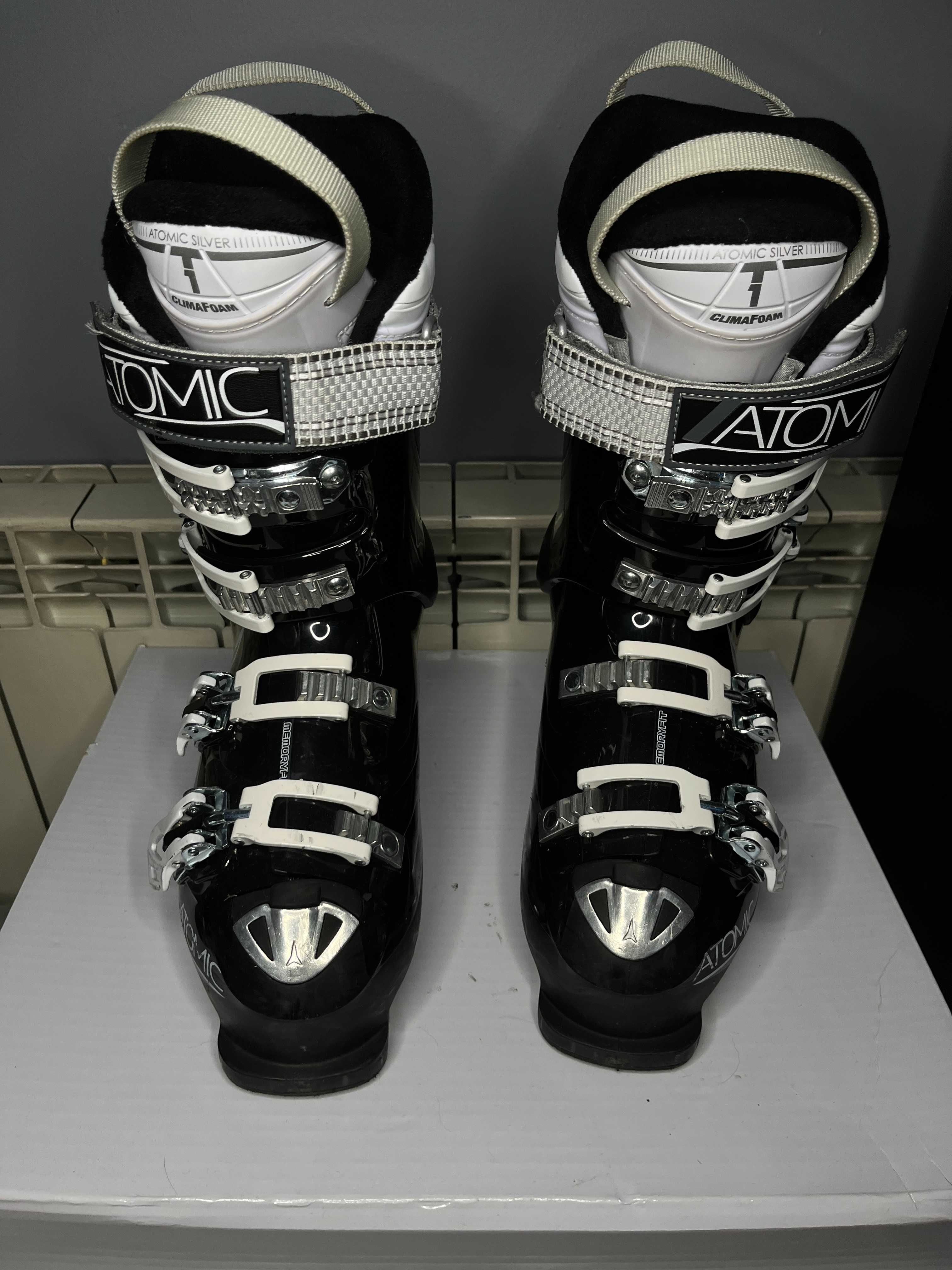 Buty narciarskie Atomic HAWX 2.0 80 W