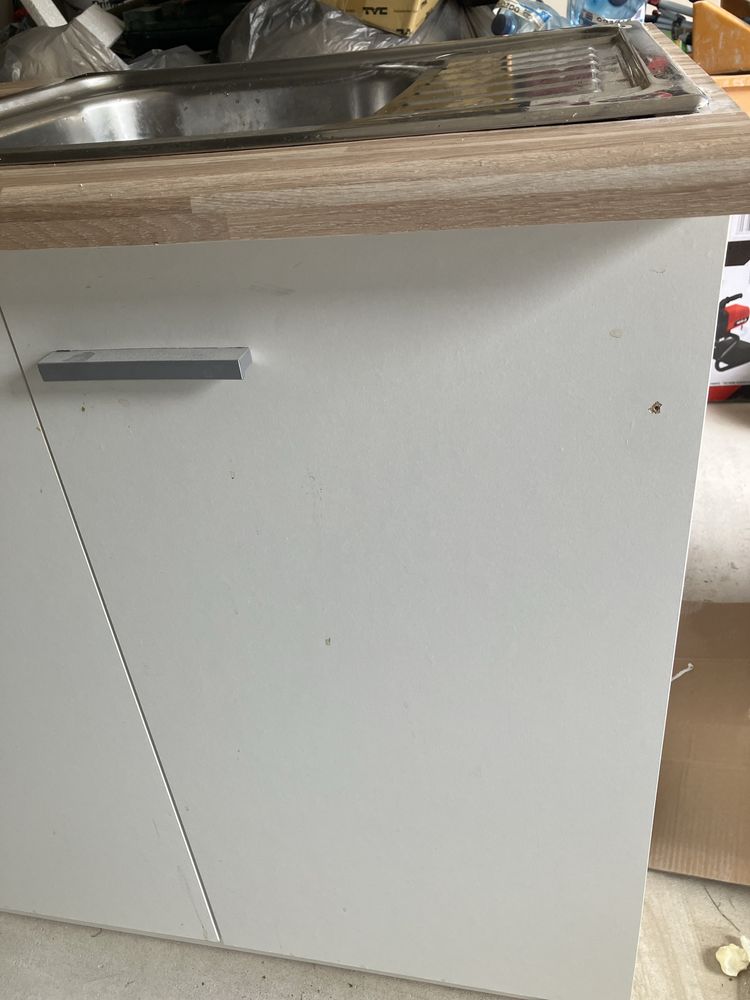 Dwie szafki kuchenne umywalkowe plus zlewozmywak