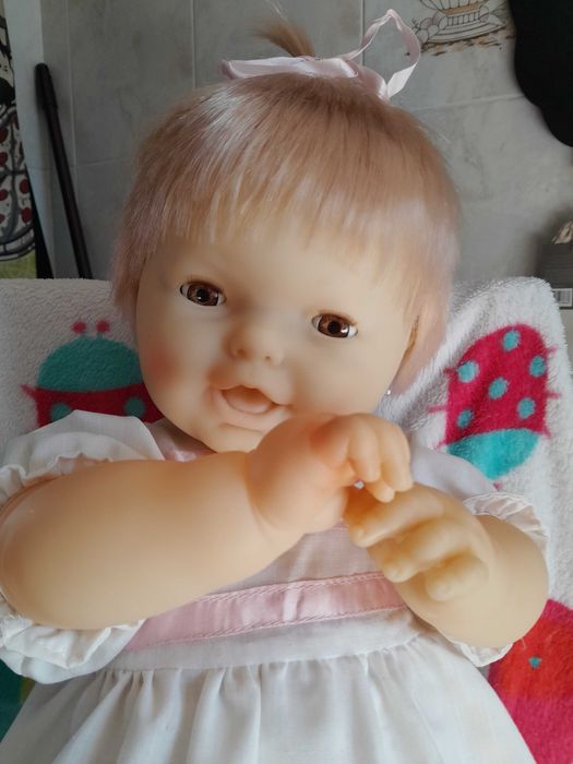 Boneca vintage anos 90  marca berjusa