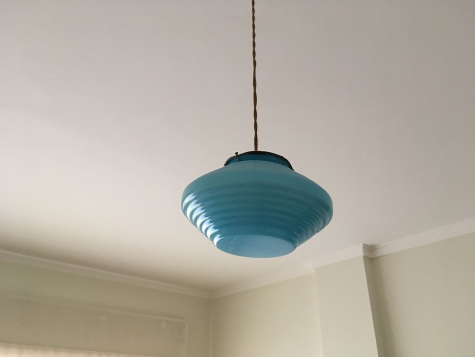 Candeeiros de teto muito antigos