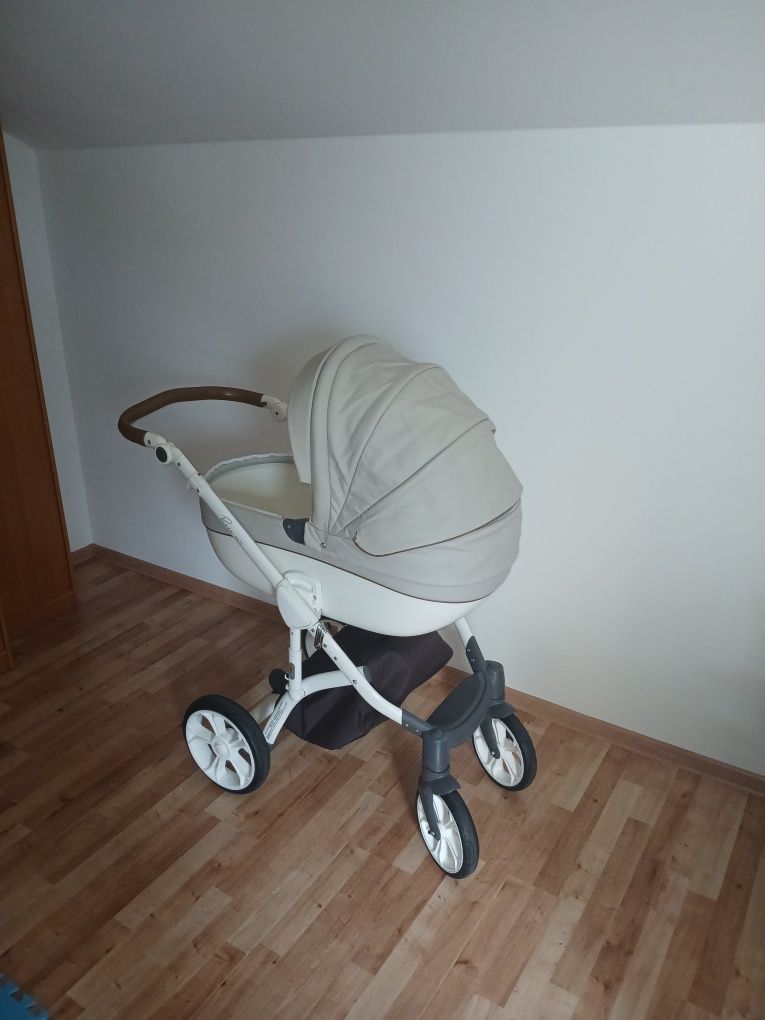 Wózek dziecięcy  3w1 ROAN BASS EDYTION