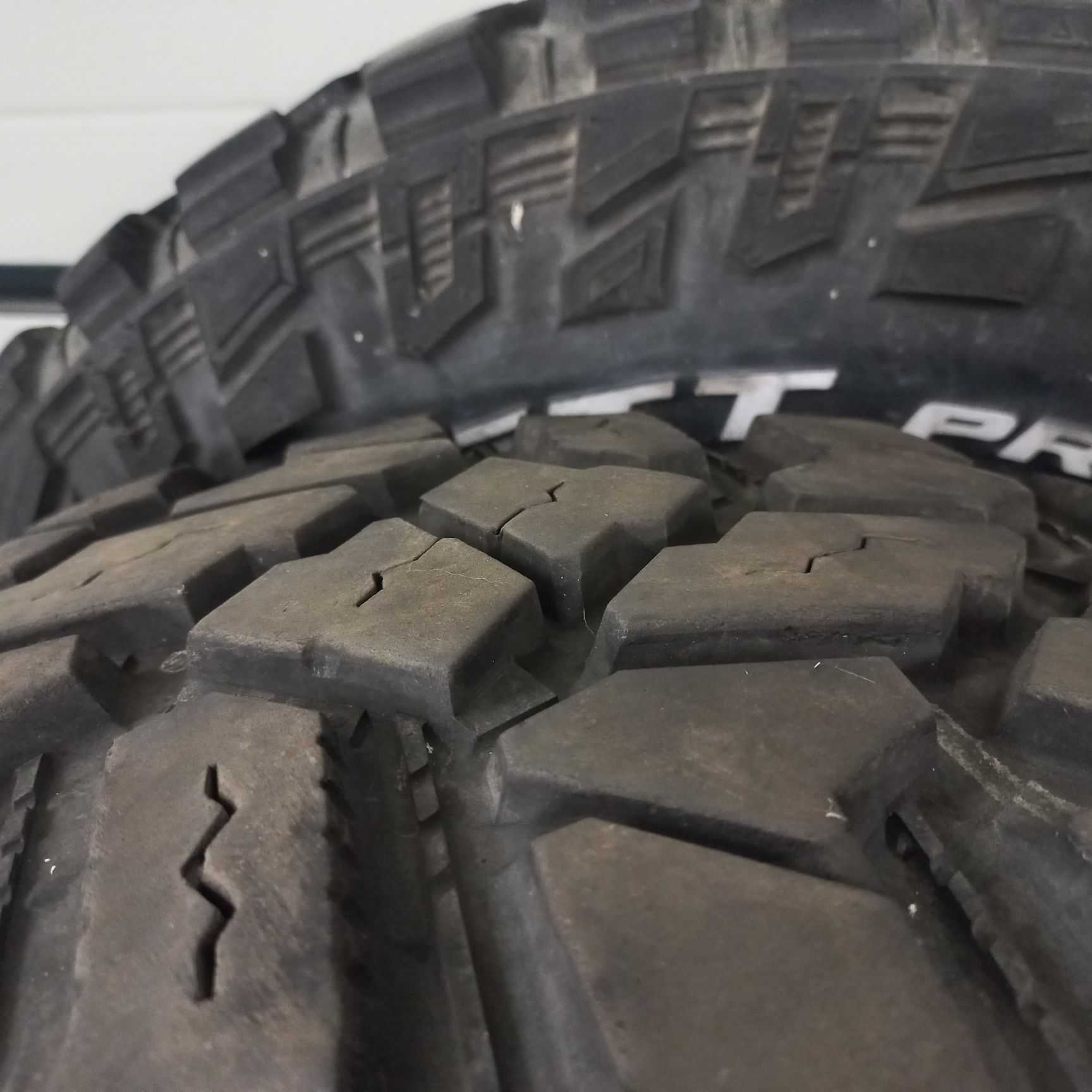 Opony COOPER Discoverer STT PRO 265/70 R17 121/118Q