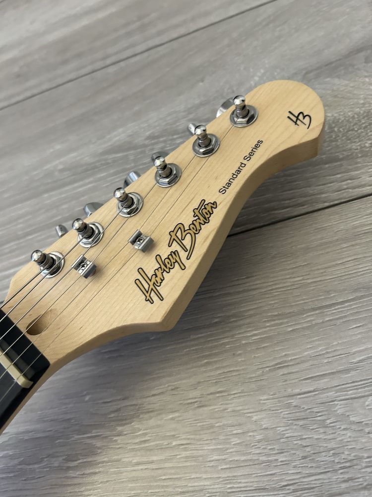 Harley Benton ST-20 CA gitara elektryczna i wzmacniacz HB-20R