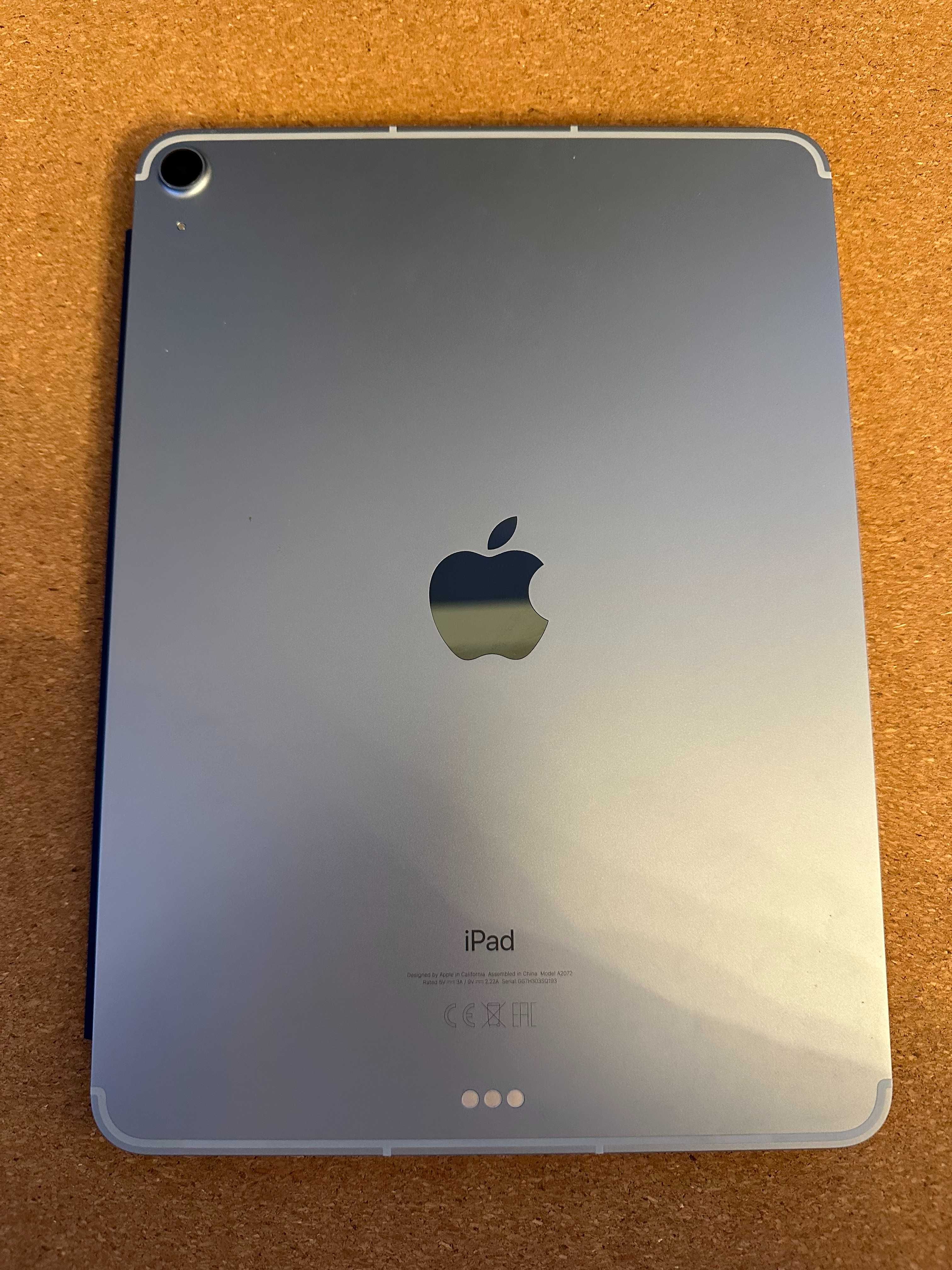 iPad Air 4th Wifi + Cellular / A2072 / Smart Folio
