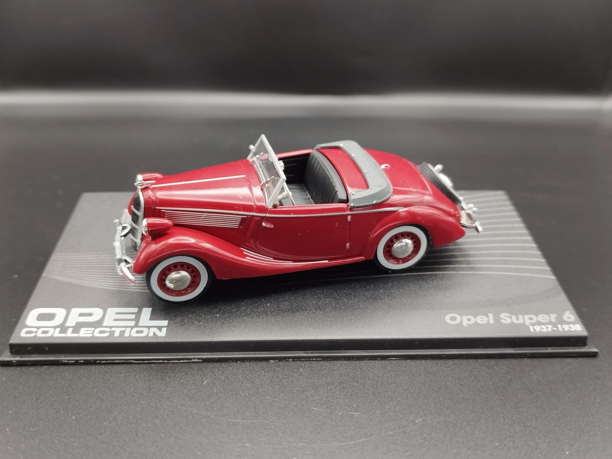 1:43 Opel Collection 1937-38 Opel Super 6  model używany