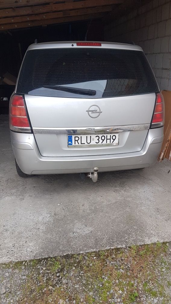 Opel zafira B LPG 14O KM 7 Osobowy