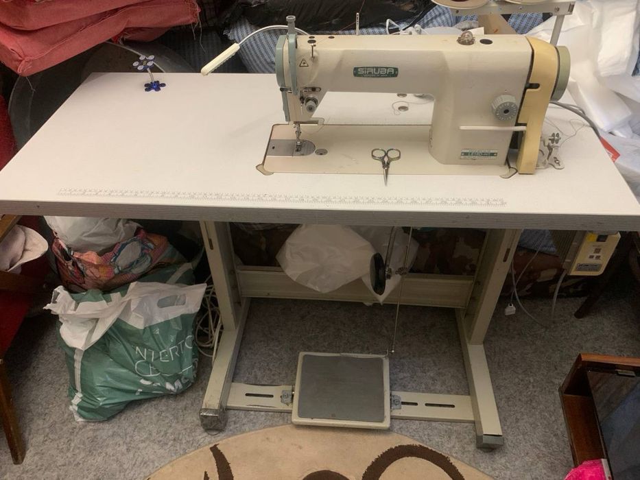 Швейная машинка