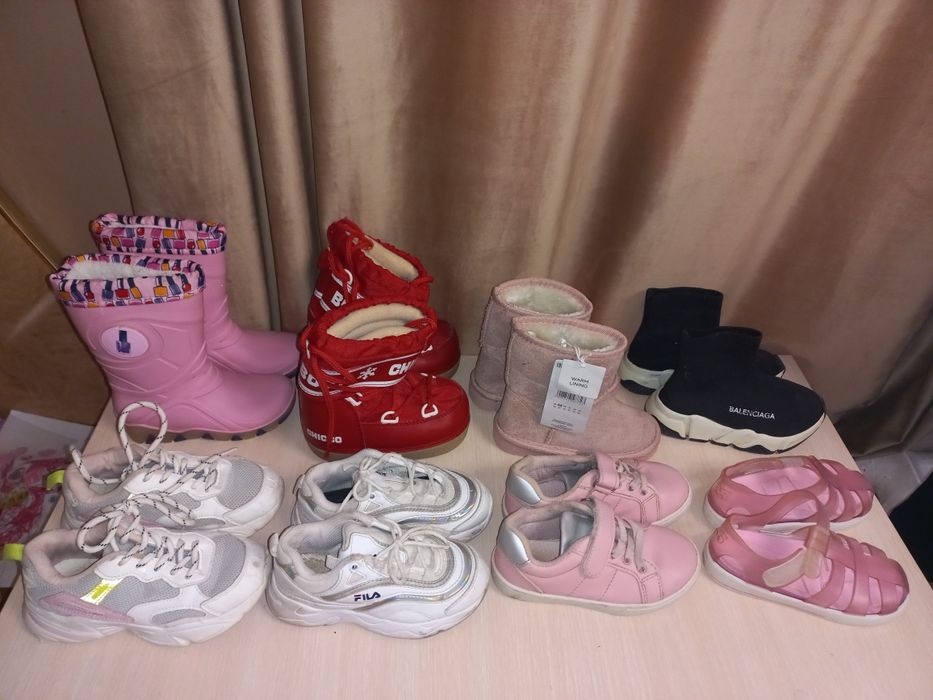 Шапка, Реглан, Футболка, Шорти, Штани, Світшот