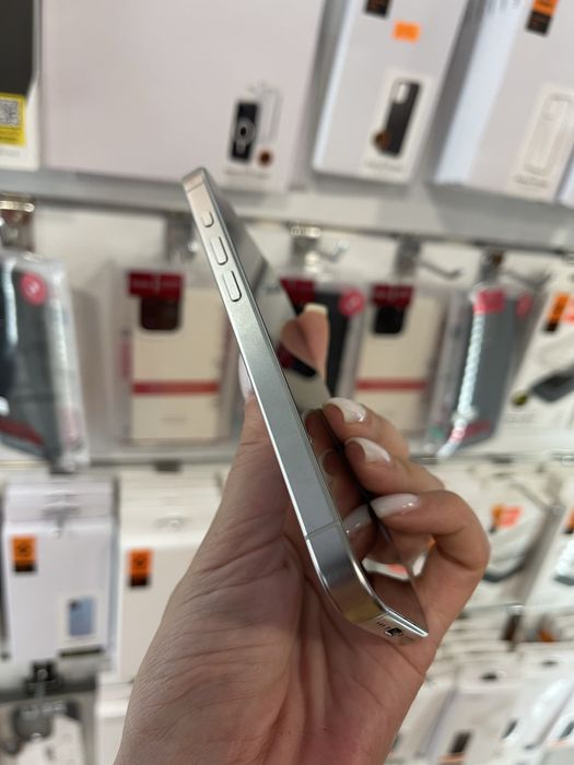 iPhone 15 Pro 256Gb white titanium - АКБ 89%, стан 5