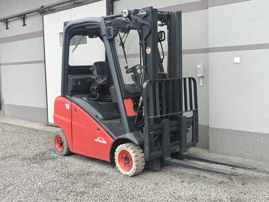 Wózek Linde H16 LPG Triplex 4.7m  2013r Sprowadzony Niebrudzące opony